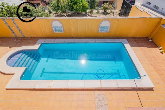 ¡Impresionante Chalet en Lachar con Piscina y Amplios Espacios! ✨ — 4