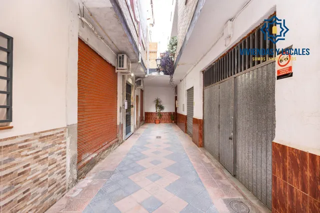 Venta de local de 171 m2 en Armilla (Granada) — 16