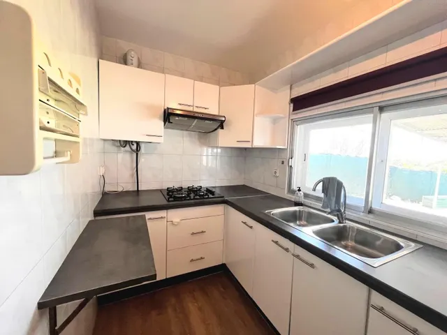 CHALET RUSTICO + APARTAMENTO DE INVITADOS, GARAJE, BUEN ACCESO, AIRE ACONDICIONADO — 8