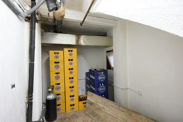 AMPLIO LOCAL EN ST ANDREU DE LA BARCA — 31