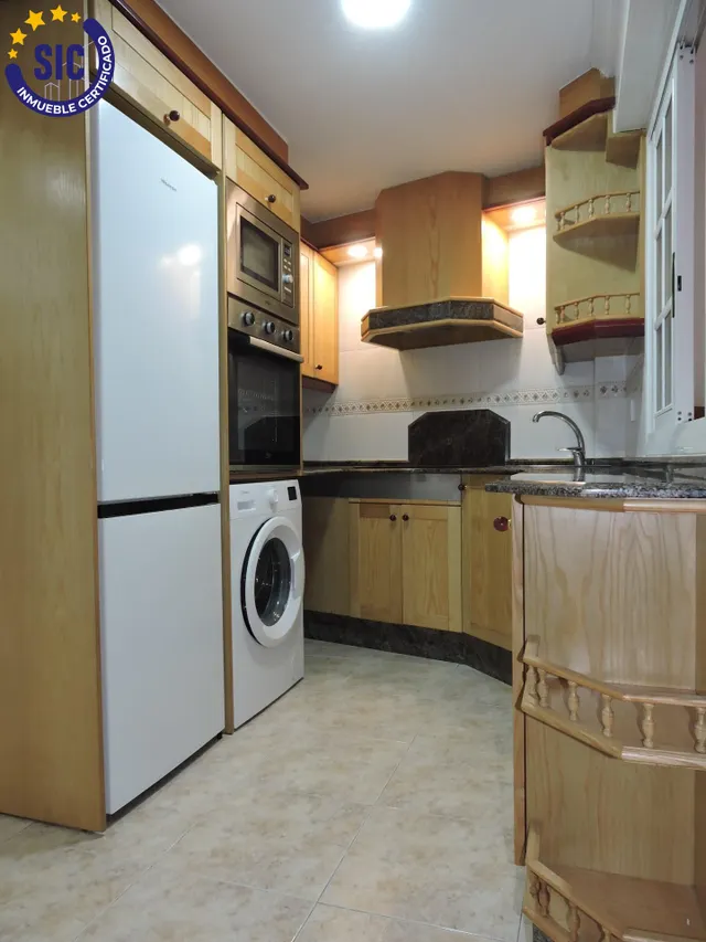 Piso en venta en Benicalap de 3 habitaciones, con terraza y balcón — 7