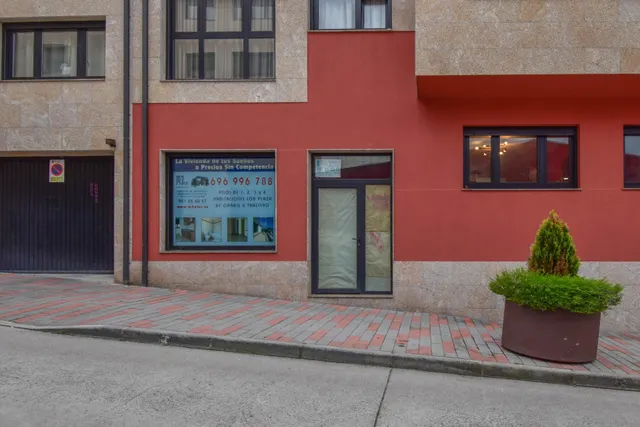 LOCAL COMERCIAL DE 105 METROS — 5