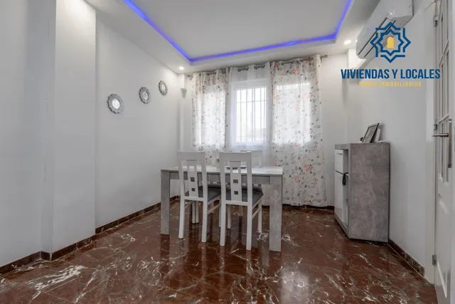 Encantadora Casa Reformada en Ogijares con Vistas y Espacios para Disfrutar — 8