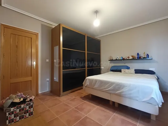 Se vende chalet /monovar / listo para vivir / arboles frutales — 17