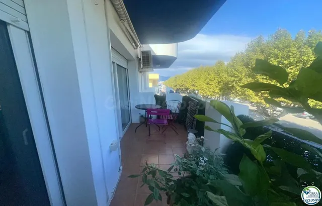 Amplio apartamento cerca de la playa y los comercios - foto 2