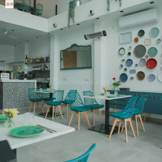 ¡Oportunidad Única en Hostelería! Restaurante Totalmente Equ - foto 4