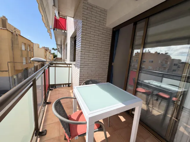 Piso con terraza, parking y piscina a 500 metros de la playa – la ràpita — 10