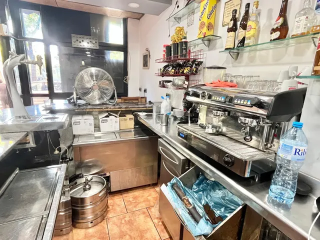 Traspaso de bar en Can Rull, Sabadell! — 4