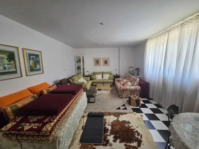 Villa 9 habitaciones 285m² en venta - Plaza Madrid — 24