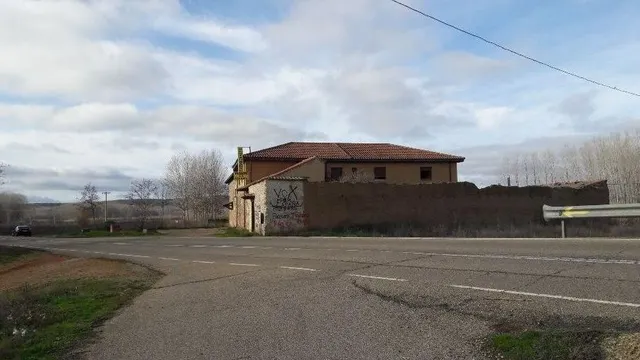 CASA DE PIEDRA CON JARDIN EN ALIJA DEL INFANTADO — 6