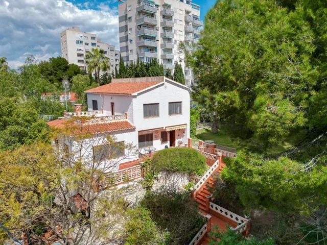Villa 4 habitaciones 382m² en venta - Centro