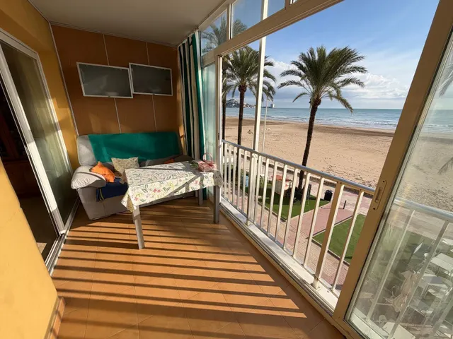 Apartamento en Primera línea. — 40