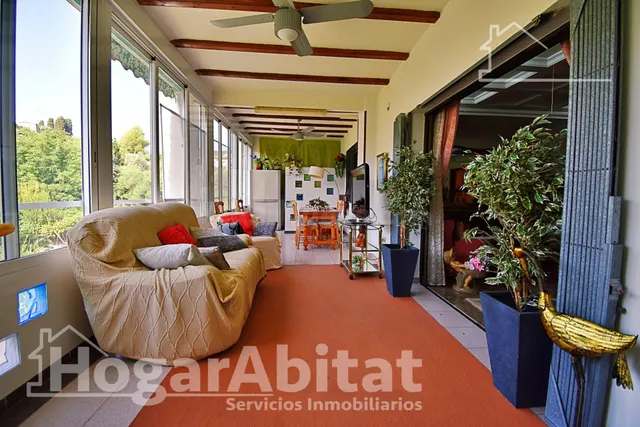 PRECIOSA CASA CON TERRAZA Y GARAJE EN ENTORNO NATURAL