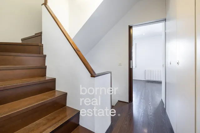 Chalet adosado en venta en Calle de Sant Josep — 47