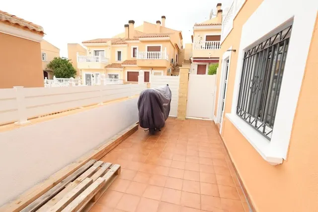 Villa 3 habitaciones 112m² en venta - Pueblo — 30