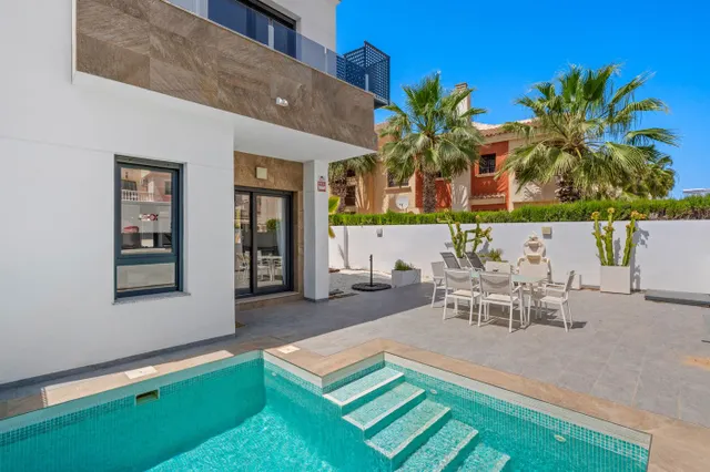 Villa 3 habitaciones 105m² en venta - El limonar — 25