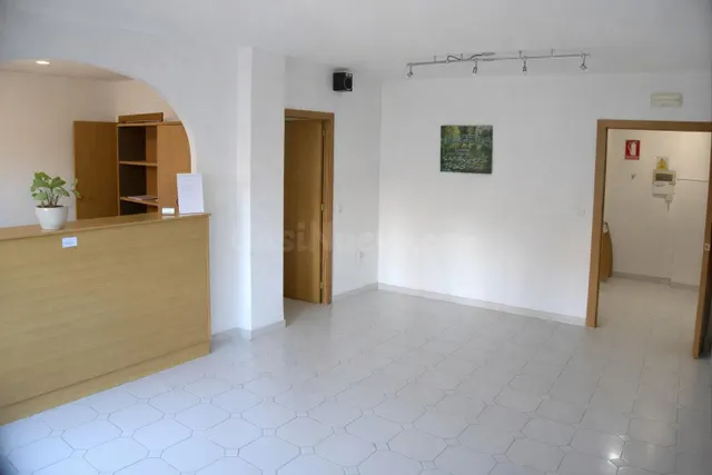 "Apartamento espacioso con excelente ubicación - ¡Frente a P - foto 2