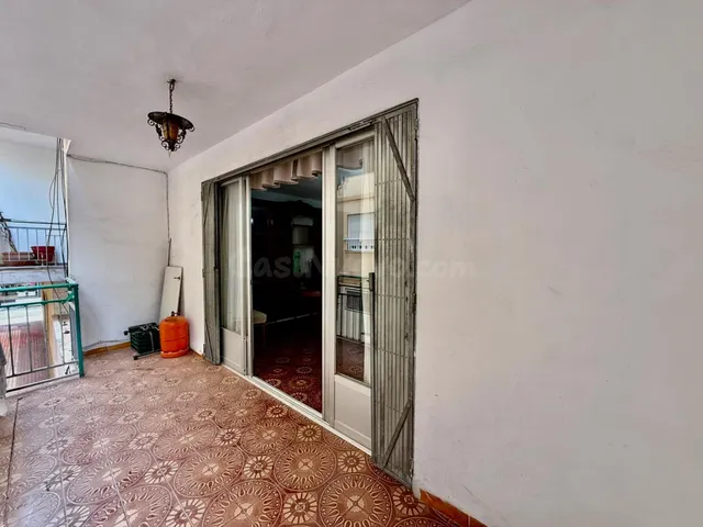 ¡EN EXCLUSIVA! AMPLIO PISO EN EL CENTRO DE BENIDORM A 300 ME - foto 5