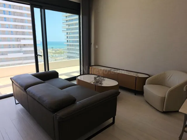 EXLUSIVO ÁTICO CON TERRAZA Y VISTAS AL MAR EN RESIDENCIAL HA - foto 5