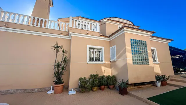 Villa 6 habitaciones 290m² en venta - Torre la mata — 47