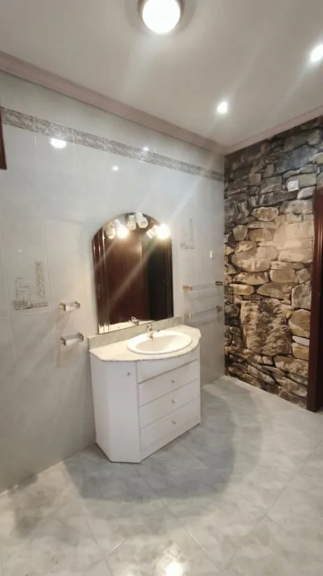 Chalet 5 habitaciones 214m² en venta - Barri de l hostal — 12