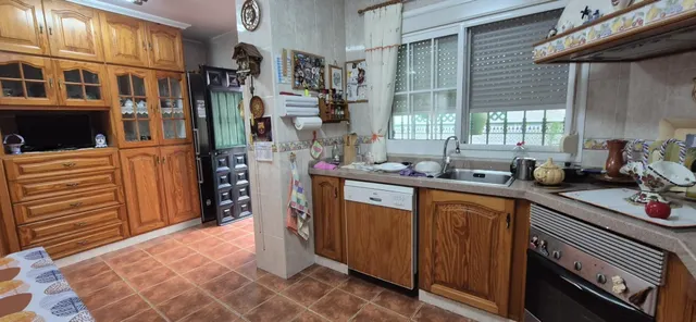 VIVIENDA UNIFAMILIAR EN SAN ISIDRO CON GARAJE - foto 3