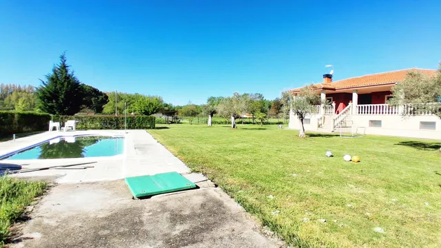 Urbis te ofrece un chalet en venta en Ciudad Rodrigo, Salamanca. — 13