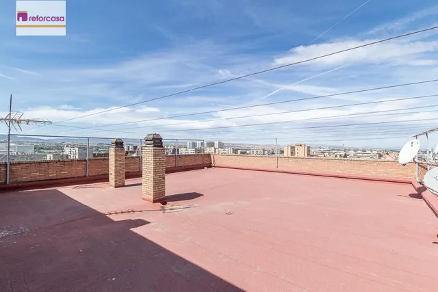 Calle Diamantino García — 21