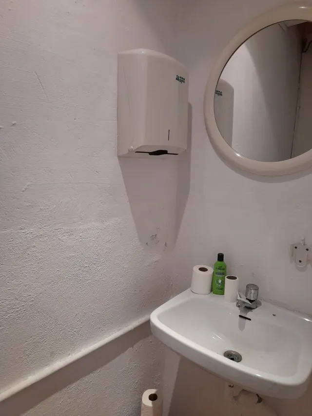 Venta o  alquiler de local comercial en Antequera — 8