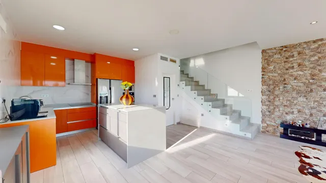 Amplia VILLA de nueva construcción con piscina privada en San Pedro del Pinatar — 10