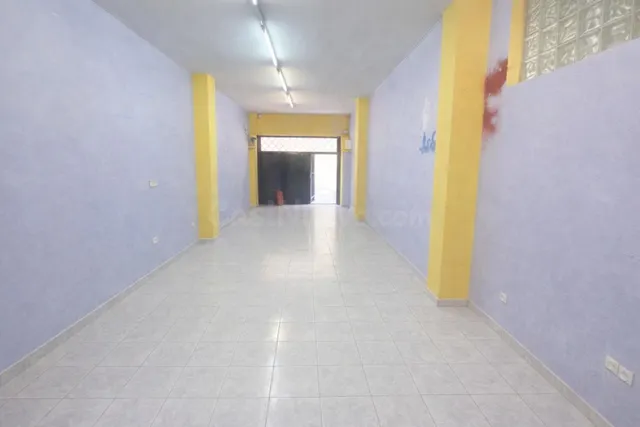Local comercial en Santoña - foto 3