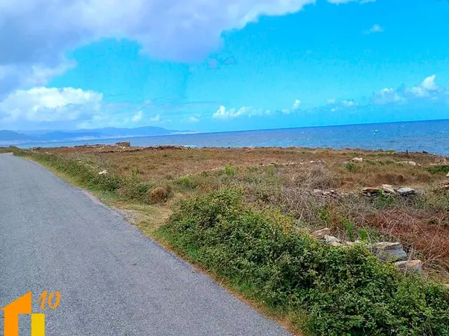 SE ALQUILA TERRENO PARA PARKING DE AUTOCARAVANAS  EN UNA ZONA PRIVILEGIADA DE RINLO (RIBADEO). — 4