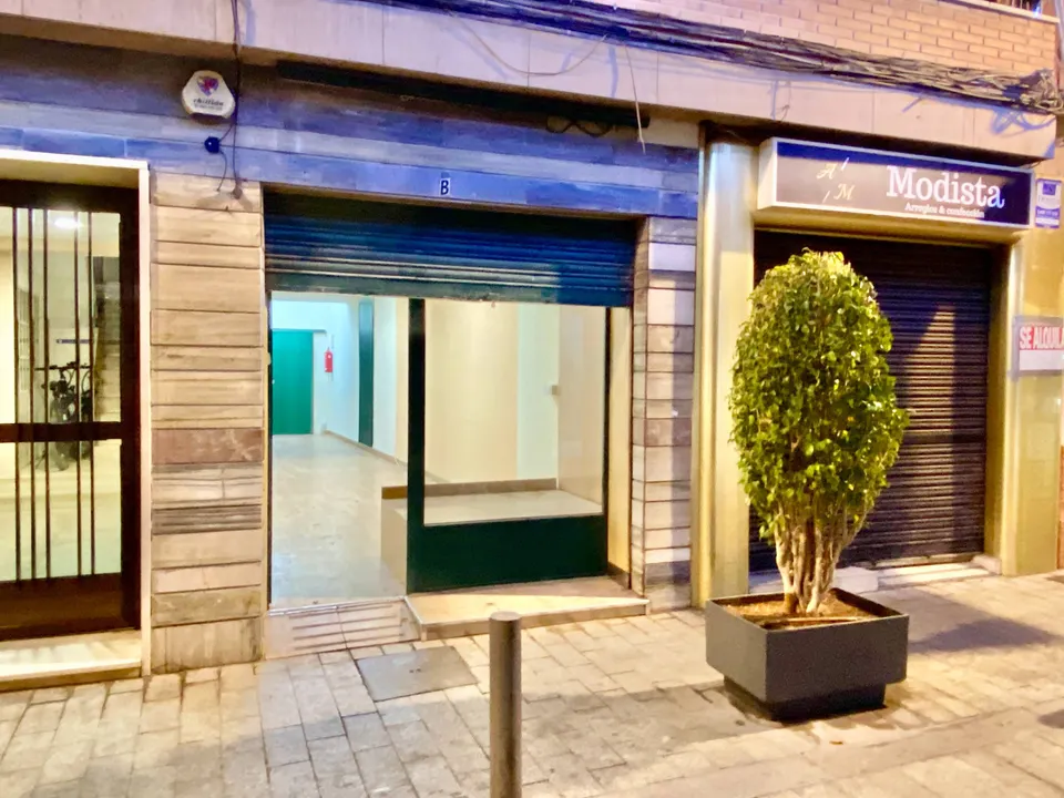 ALQUILER DE LOCAL ZONA CENTRO - MERCADO DE SAN VICENTE DEL RASPEIG