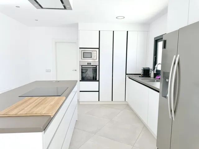 Chalet 5 habitaciones 270m² en venta - Marbella - foto 4