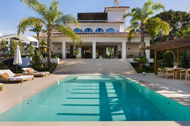 Chalet 6 habitaciones 582m² en venta - Marbella — 31