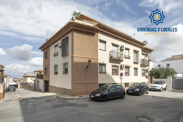 Ático en venta en La Zubia — 7