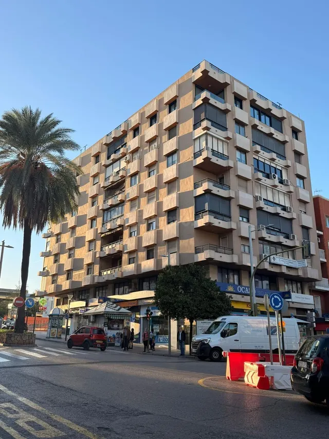 PISO DE 3 DORMITORIOS ZONA CENTRO ALGECIRAS.