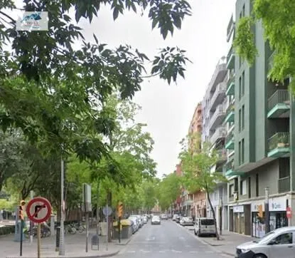 Venta Piso + Plaza de garaje en Girona