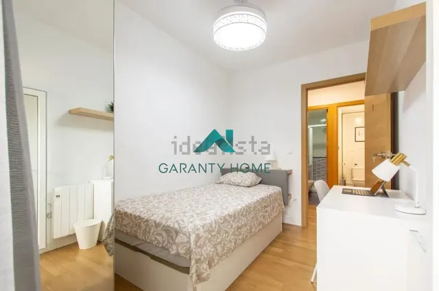 HABITACIÓN CON TERRAZA PRIVADA EN FUENLABRADA - foto 3