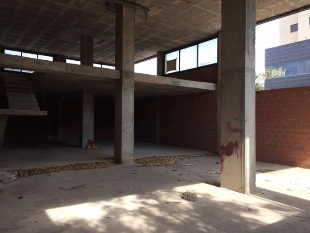 Amplio Local Comercial en Alicante - Garbinet-Parque de las Avenidas — 5