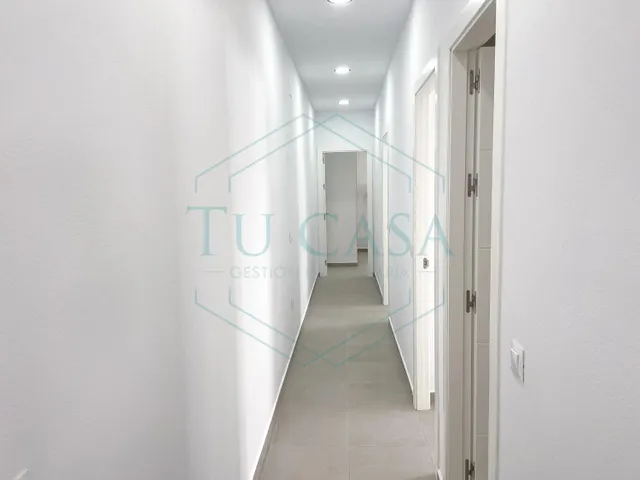 Se vende chalet de diseño moderno hipotecable — 13
