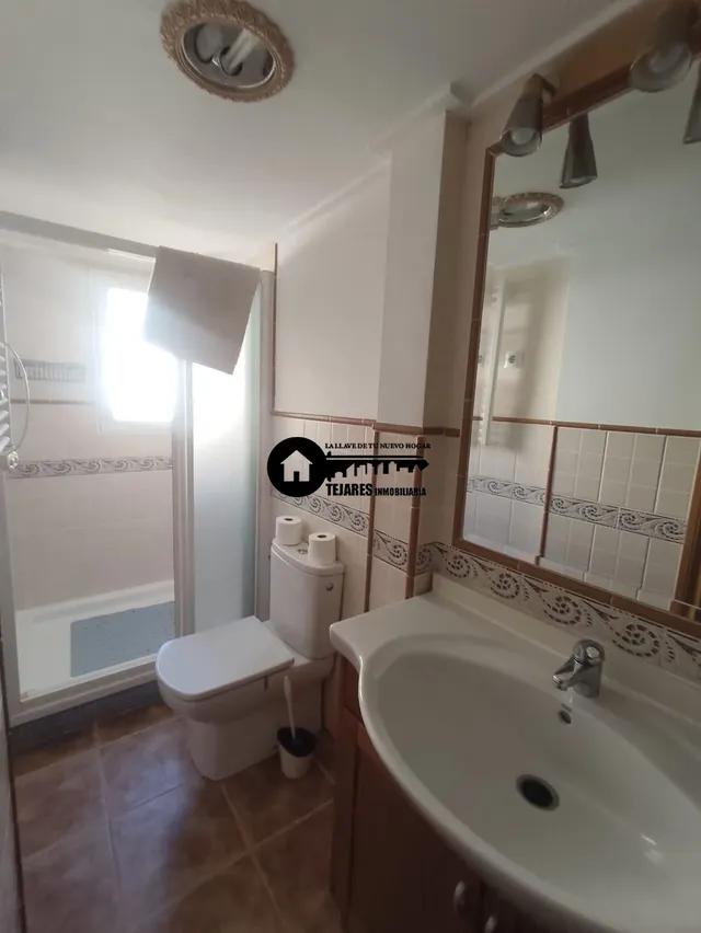 INMOBILIARIA TEJARES ALQUILA PISO EN ZONA BATALLA DEL SALADO — 9