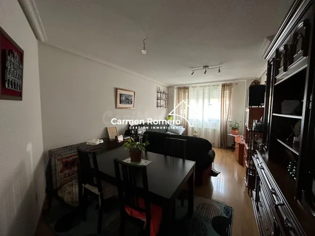 PISO CON GARAJE EN VILLARES DE LA REINA - foto 5