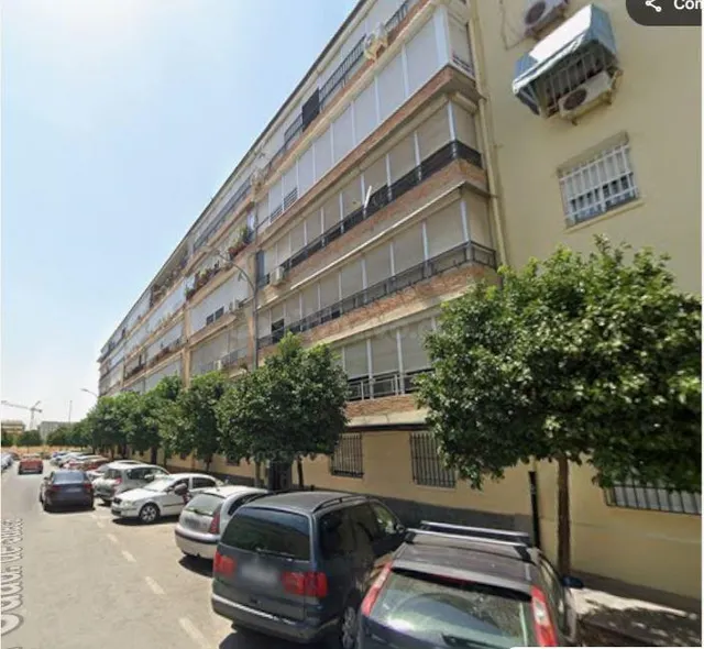 SE VENDE inmueble ALQUILADO en Sevilla - foto 4