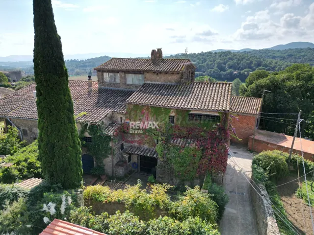 Madremanya | Encantadora casa de piedra restaurada en el cor - foto 4