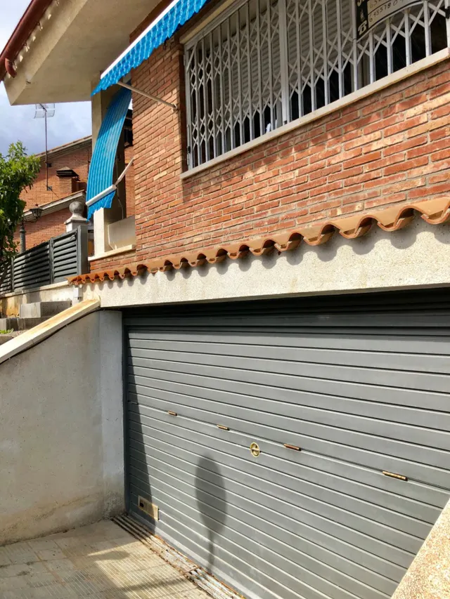 GRAN CASA EN VENTA EN URB. CAN CASAS — 20