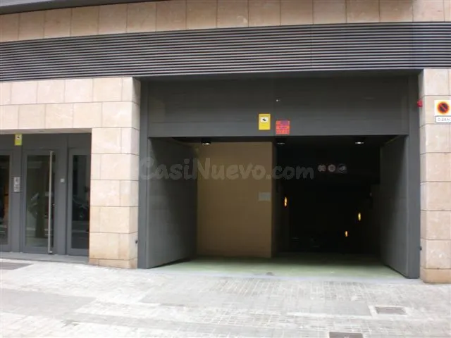 Parking 11m² en alquiler - Eixample
