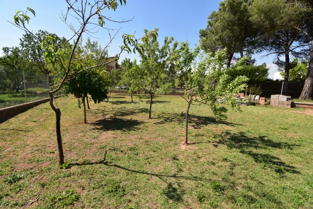 ¡Construye el hogar de tus sueños en Artés! Terreno urbano d - foto 5