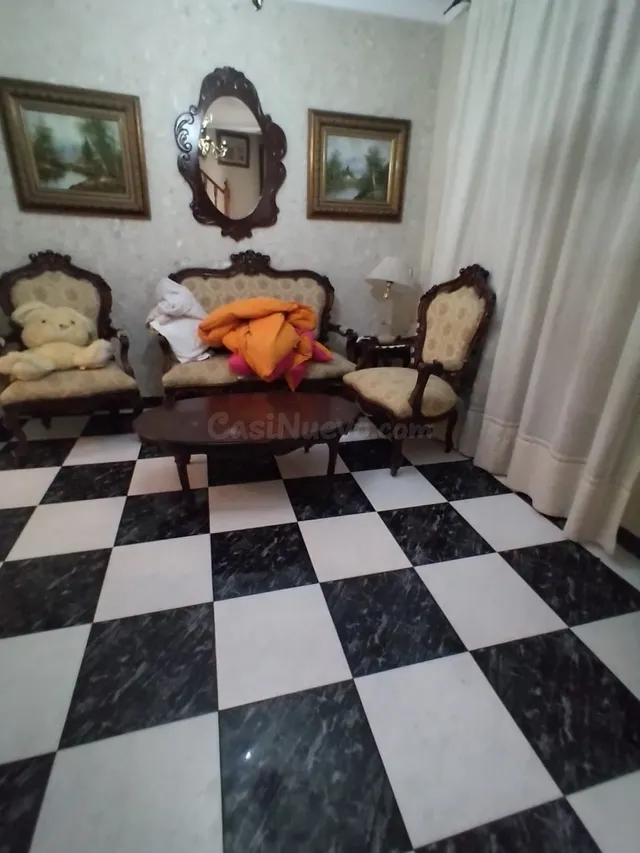 GRAN CASA CON AMPLIA COCHERA Y PATIO — 3