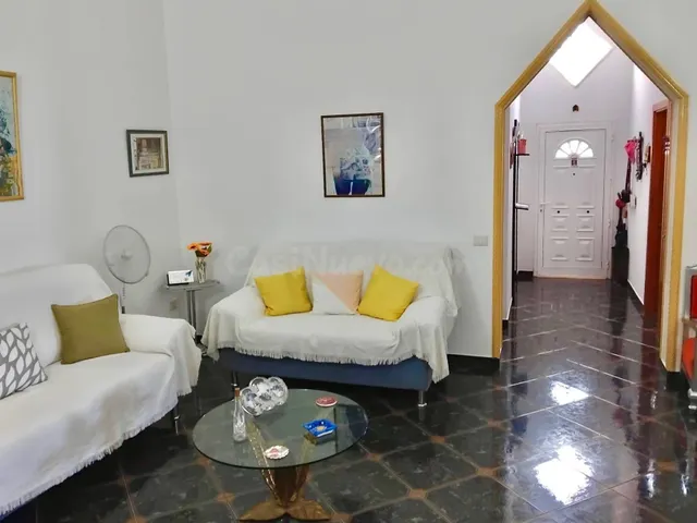 SE VENDE CASA TERRERA INDEPENDIENTE CON TERRENO EN MOYA - foto 3